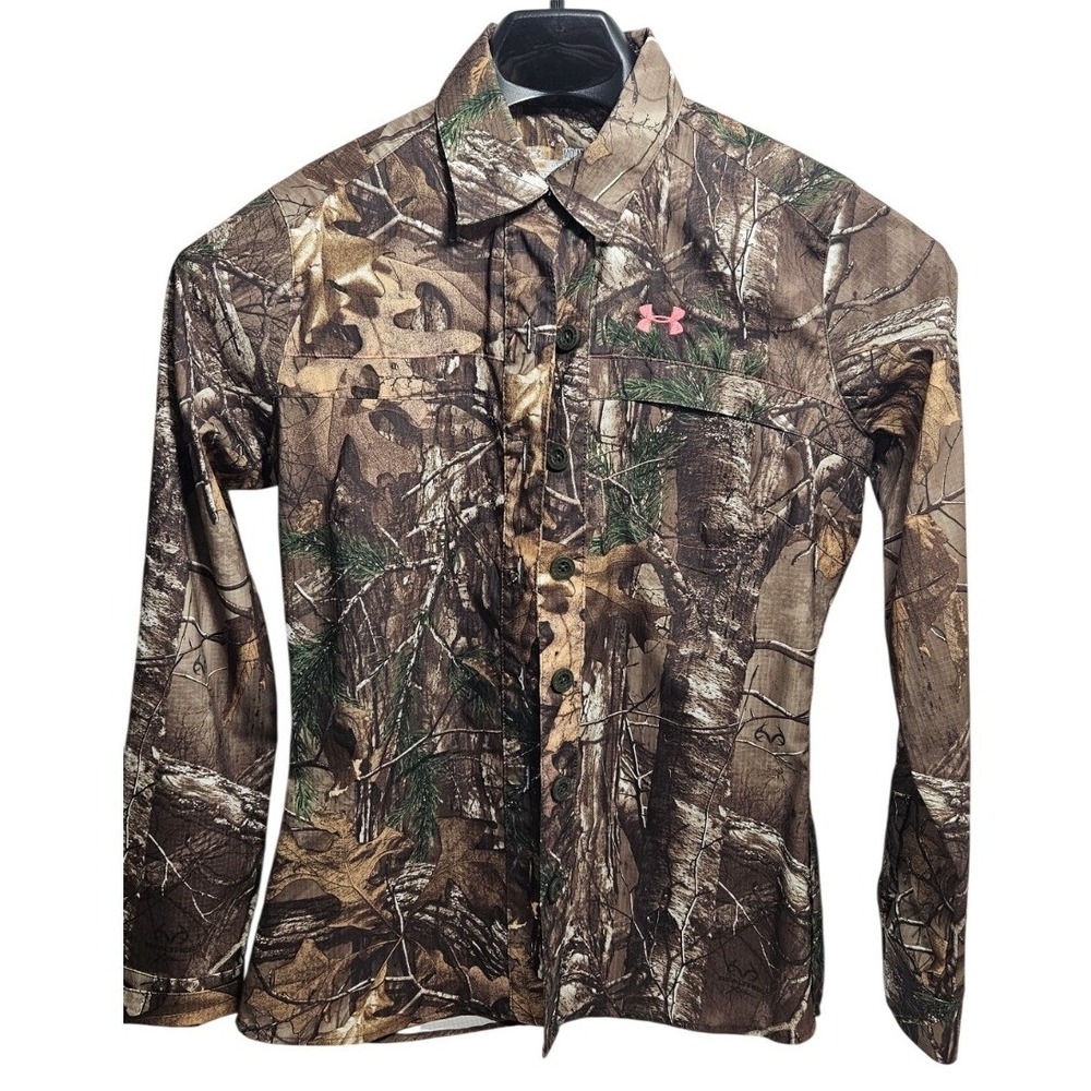 Under Armour Womens M Realtree Xtra Camo Button Down‎ Shirt Pink Logo Ripstop